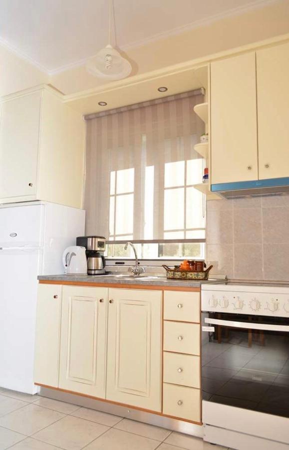 Troumpas Family Rooms & Apartments Λεωνίδιο Εξωτερικό φωτογραφία