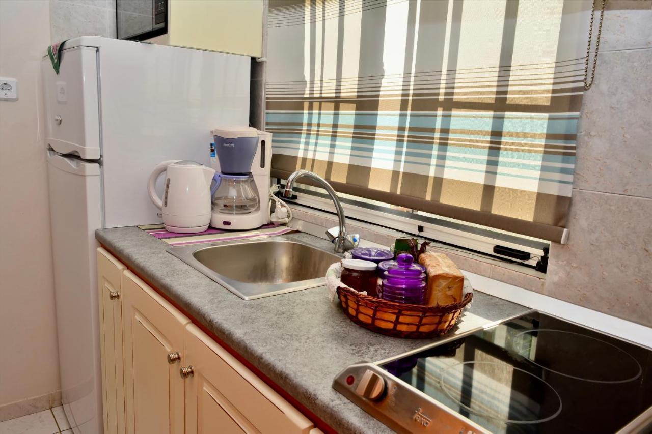 Troumpas Family Rooms & Apartments Λεωνίδιο Εξωτερικό φωτογραφία