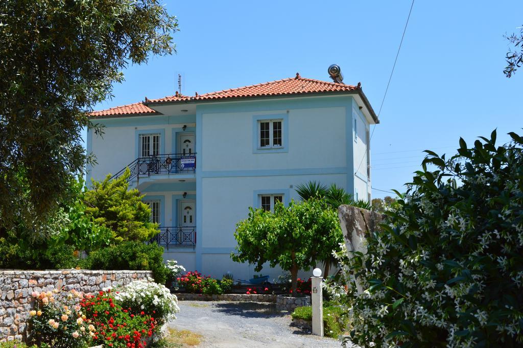 Troumpas Family Rooms & Apartments Λεωνίδιο Εξωτερικό φωτογραφία